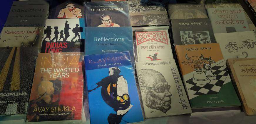 Grab Blue Pencil Books at Stall No.17 – Viraasat Art, South Kolkata Dhakuria Book Fair 2023!